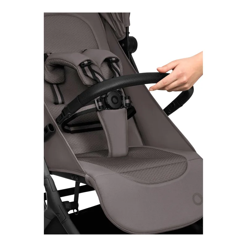 Sia Buggy - Ultralichte Wandelwagen 5,9 kg – Ultracompact 18x51x49 cm – Eénhandbediening – Click&Ride Rem – inGrip Harnassysteem – Dri-Seat – Inclusief Muskietennet & Draagriem by Lionelo in Beige – product photo 3 of 3