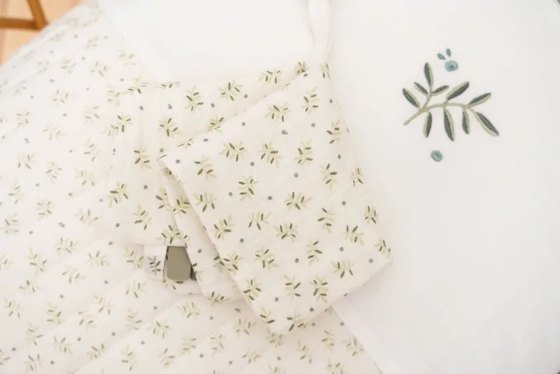 Speendoekje - Essentials - Blueberry Leaves de Little Dutch en Vert – photo produit 4 sur 4