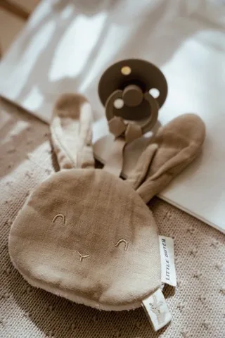 Speendoekje - Newborn Naturals - Baby Bunny de Little Dutch en Beige – photo produit 4 sur 4