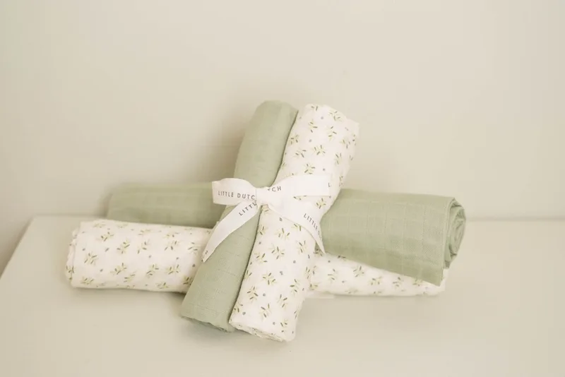 Swaddle Doek Little Dutch Blueberry Leaves & Sage 70x70 2st by Little Dutch – product photo 2 of 2