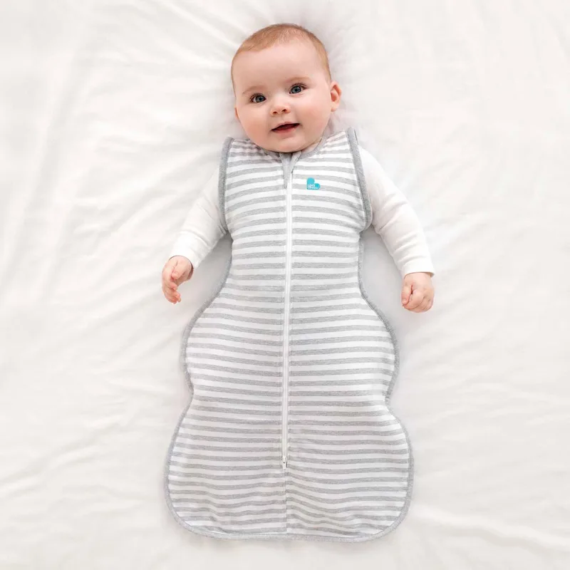 Love to Dream™ Babyslaapzak Swaddle Up™ - Inbakeren afbouwen - Baby 3-6 maanden - 6 - 8,5 kg - All Season - Grijs von Love to Dream in Grey – White, Grijs – Wit – Produktfoto 2 von 2