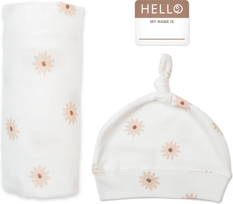 Hello World - Swaddle & Mutsje by Lulujo in Daisies – product photo