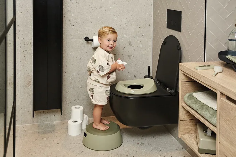 Toiletverkleiner olijfgroen van LUMA in Groen – productfoto