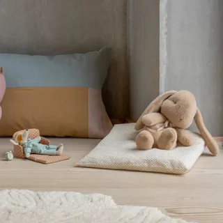knuffelkonijn bunny plush - cream peach medium by Maileg – product photo 2 of 2