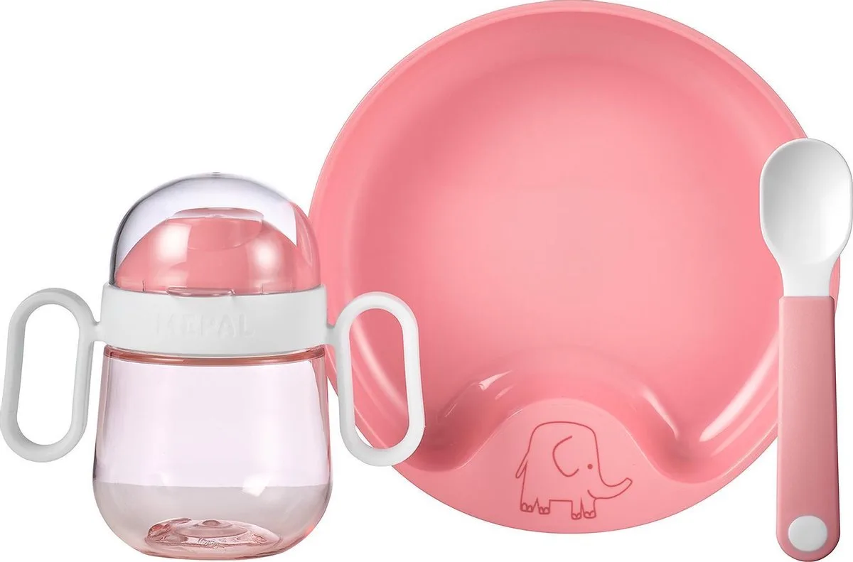 Mio babyservies set – 3-delig – Kraamcadeau – Kinderservies – Deep pink van Mepal in Roze – productfoto