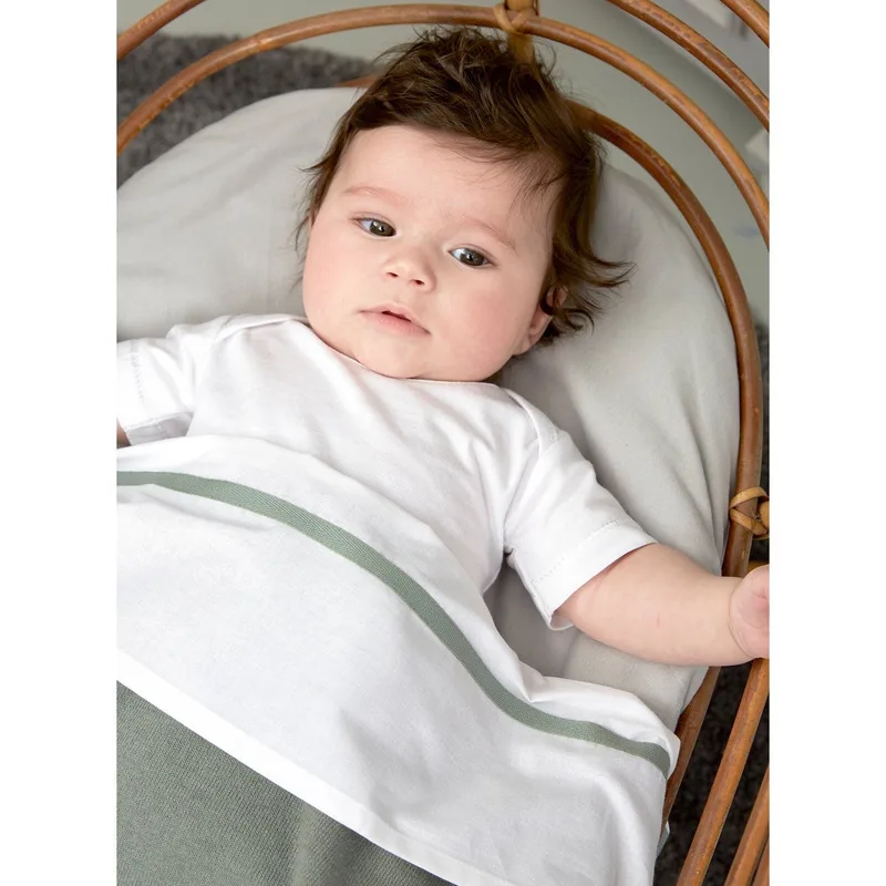 Bies wieglaken - 75x100cm - 0.3 TOG by Meyco in Forest Green – product photo 3 of 3