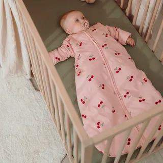 Cherry Baby Slaapzak Met Afritsbare Mouwen - 110cm - 2.5 TOG by Meyco in Soft Rose – product photo 3 of 4