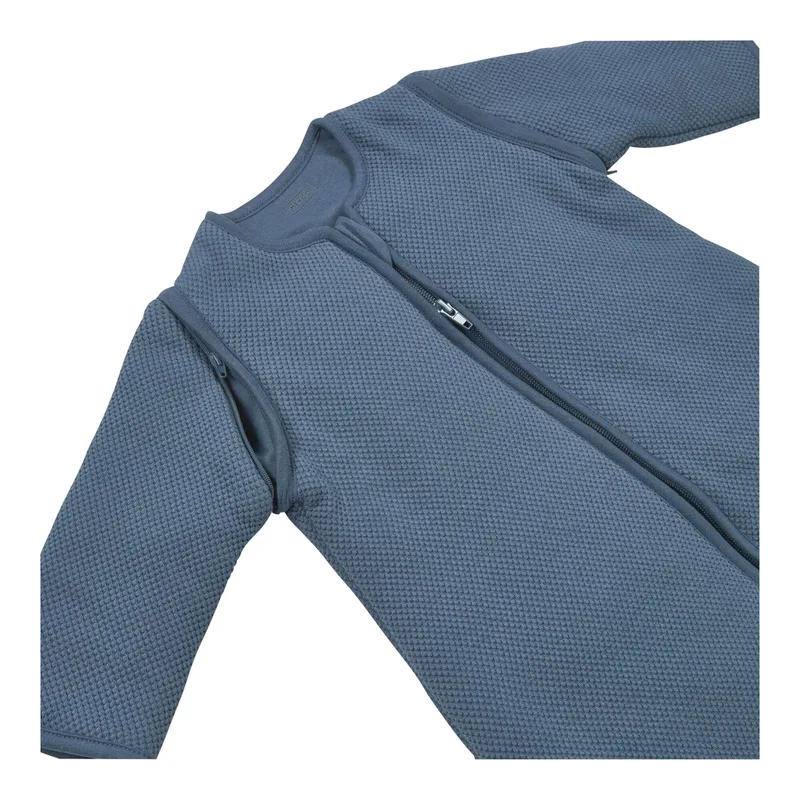 Slaapoverall voor alle seizoenen met afneembare mouwen 2.5 TOG van Meyco in Blauw – productfoto