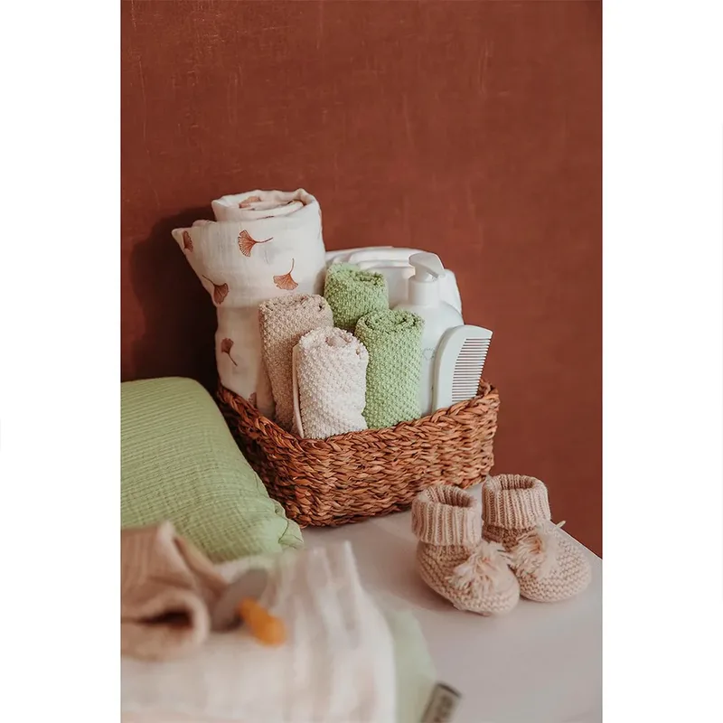 Ginkgo pre-washed hydrofiele doeken - 2-pack - pre-washed hydrofiel - offwhite/soft sand - 70x70cm by Meyco in Soft Sand – product photo 2 of 4