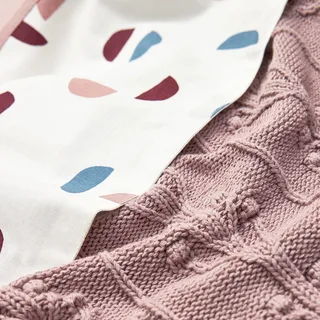 Laken Wieg Meyco Shapes 75x100 Lilac från Meyco – produktbild 4 av 4