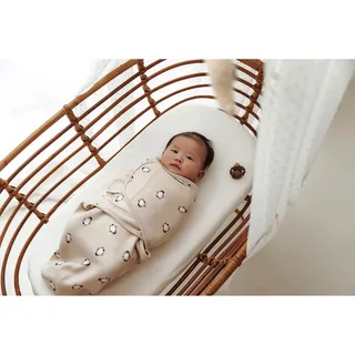 Penguin swaddlemeyco inbakerdoek - soft sand - 0-3 maanden - 1.0 TOG by Meyco in Penguin Soft Sand – product photo 2 of 2