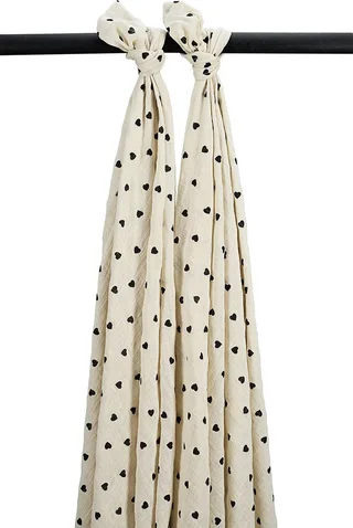 Sweet Heart swaddle - 2-pack - pre-washed hydrofiel - 120x120cm by Meyco in Soft Sand, Black – product photo 1 of 3