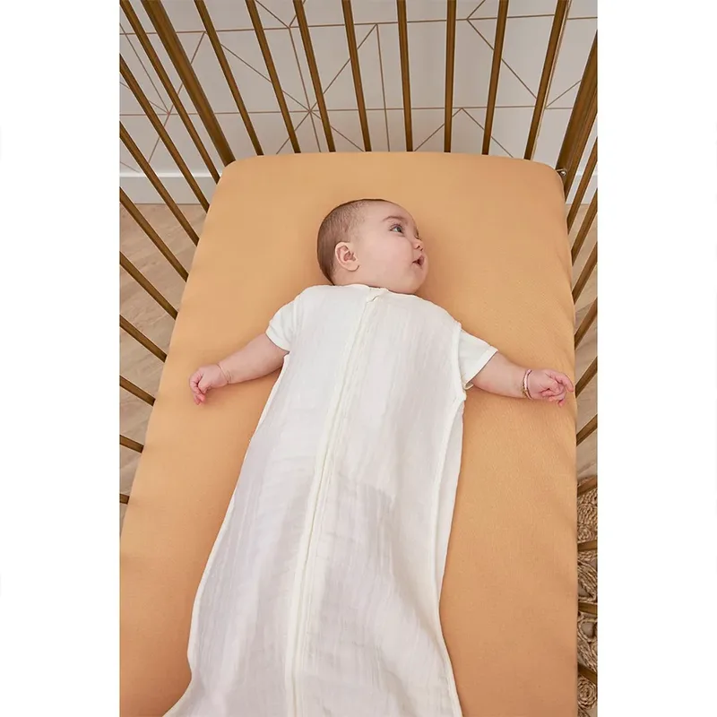 Uni baby zomerslaapzak - pre-washed hydrofiel - 70cm - 0.5 TOG by Meyco in Offwhite – product photo 4 of 6