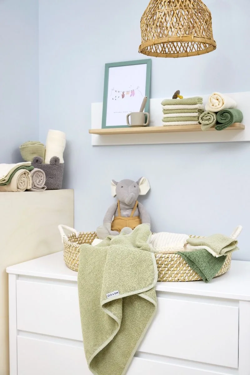 Uni Monddoekjes - 3 Stuks - Pre-Washed Hydrofiel - 30 x 30 cm - Naturel/Soft Olive/Olive Green de Meyco en Vert – photo produit 3 sur 3