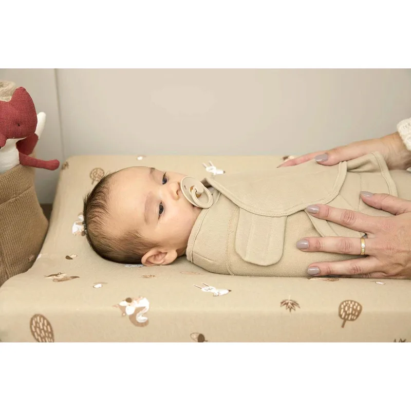 Uni swaddlemeyco inbakerdoek gevoerd - sand - 0-3 maanden - 2.0 TOG by Meyco in Uni Sand – product photo 2 of 3
