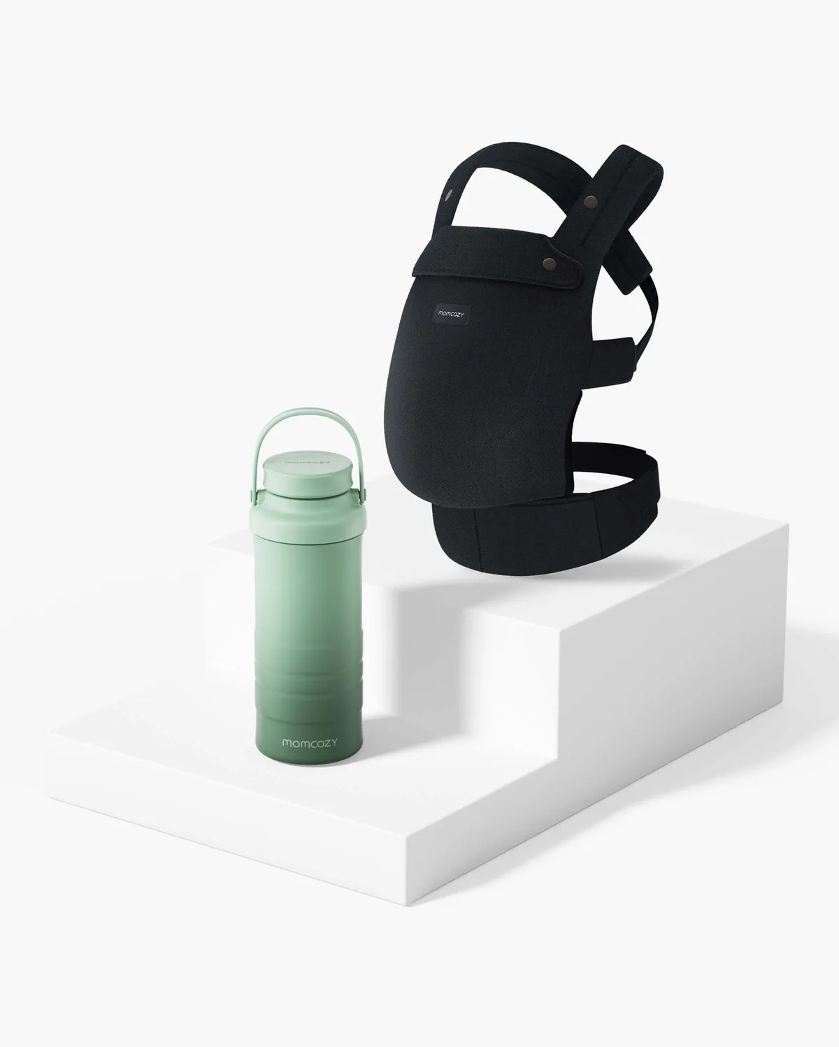 Outing Essentials Bundle: Babytrage und tragbarer Muttermilchkühler | Farbe der Babytrage fra Momcozy i Sort – produktbillede