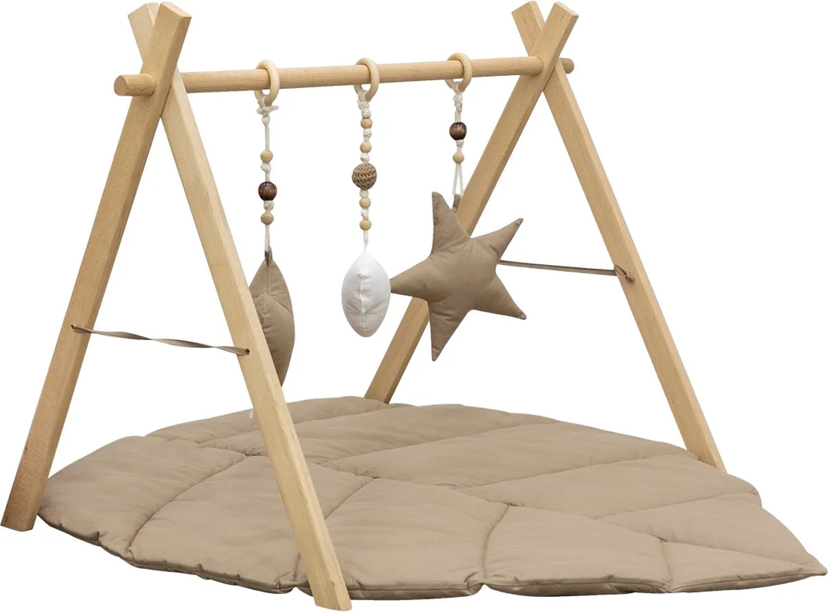 Babygym en speelkleed Leaf Wood Sand - Houten gym met speeltjes van MorDesign in Houtkleurig – productfoto