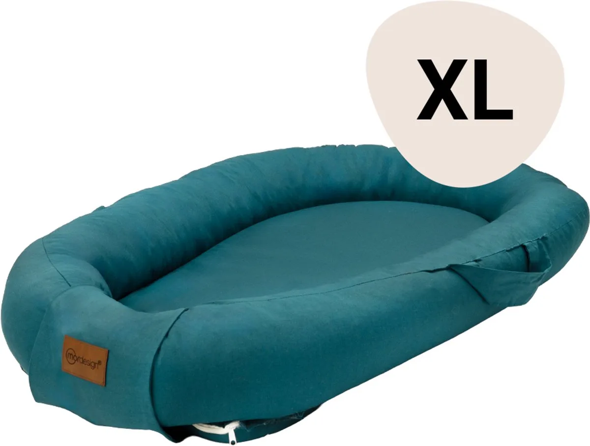 Babynest XL MorDesign Deep Teal van MorDesign in Groen – productfoto