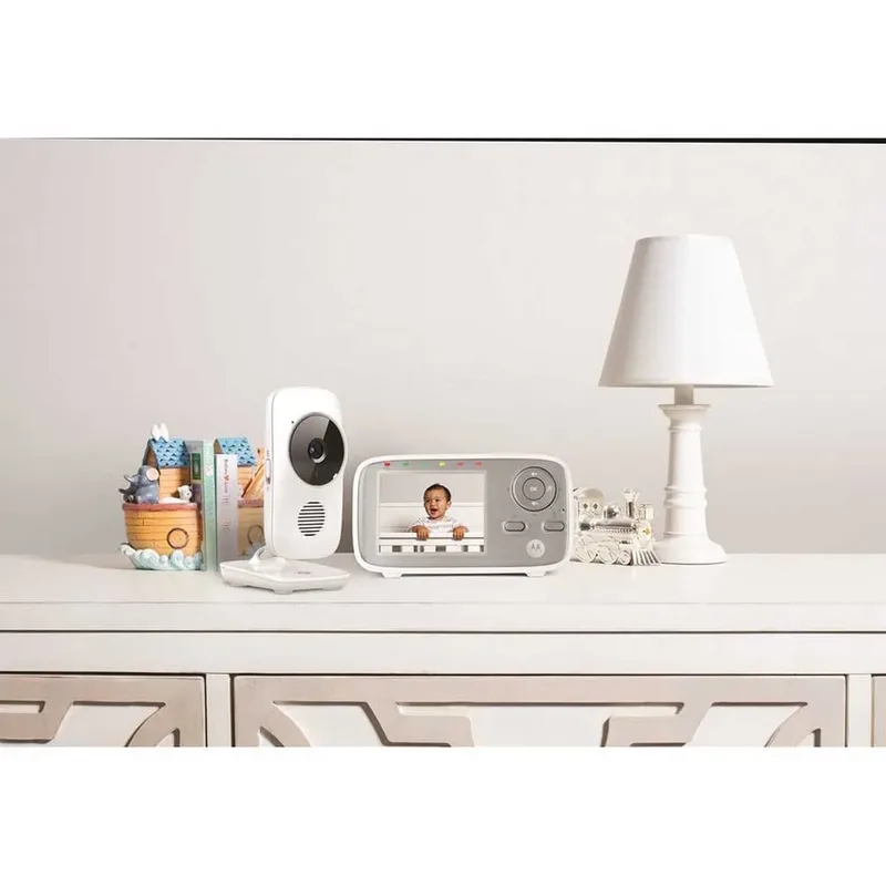 VM 483 - Babyfoon Video Baby monitor - 2.8 inch Ouder Unit - Infrarood - Digitale Zoom – Terugspreekfunctie by Motorola in White – product photo 4 of 5