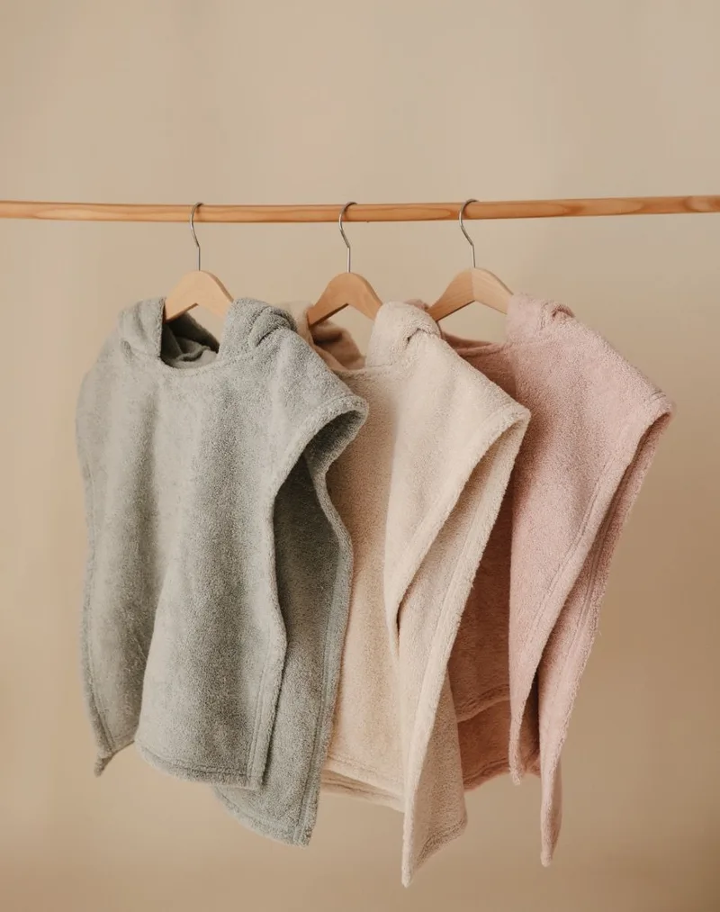 Badponcho Mushie Bear Blush van Mushie – productfoto 3 van 3