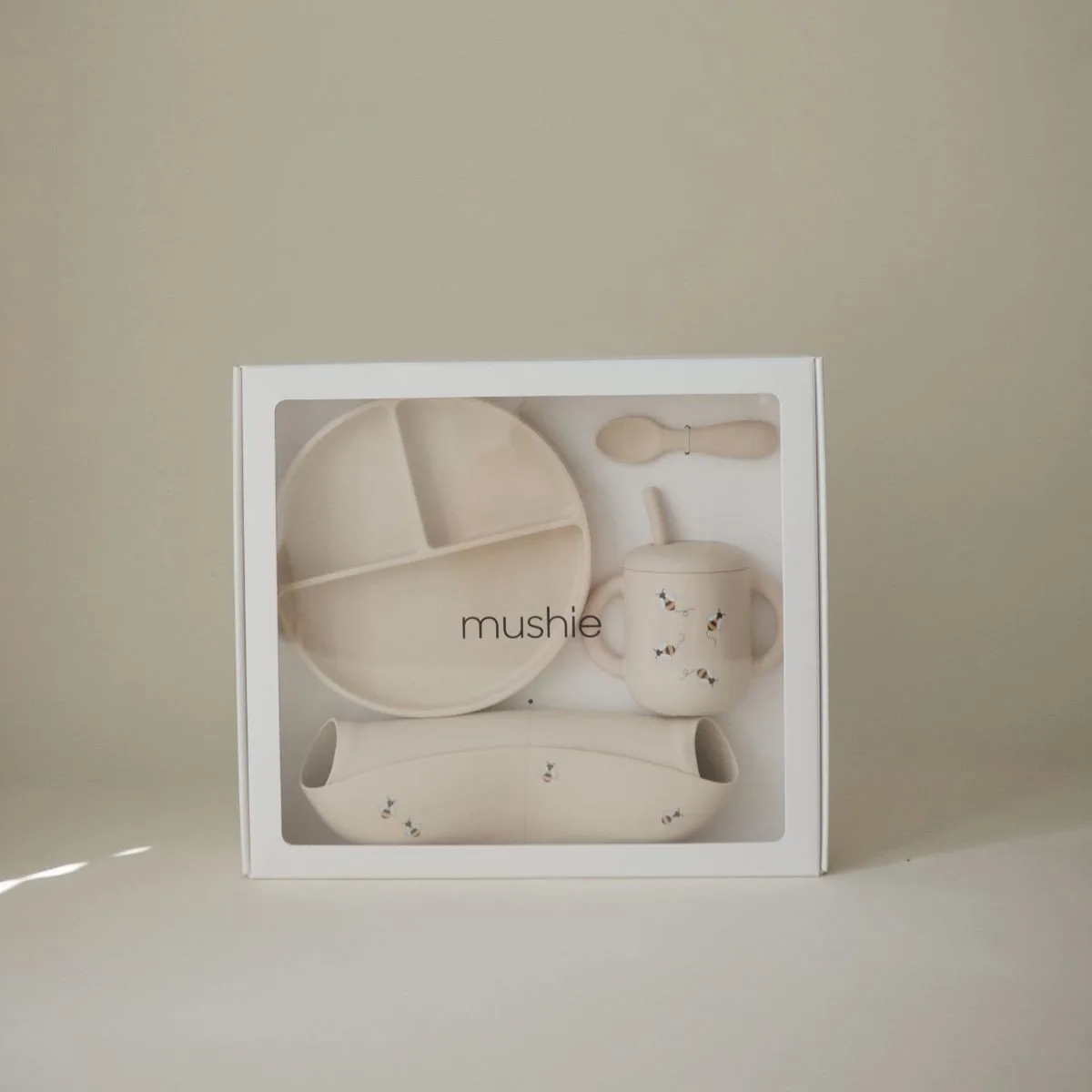 Giftbox Kinderservies Set Feeding Toddler Set Bijen de Mushie en Bees – photo produit