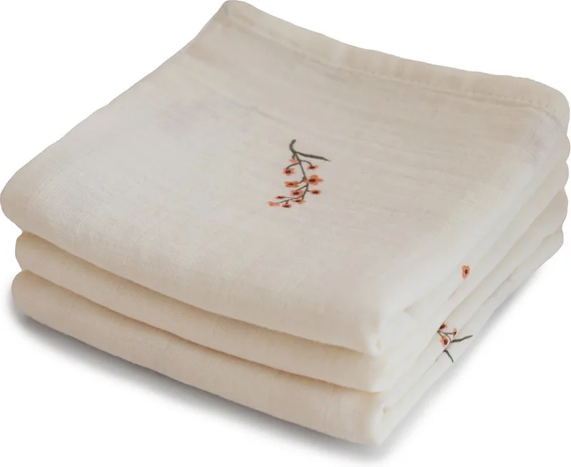 Multidoek Muslin Flowers 3-Pack van Mushie in Wit off white 1 – productfoto