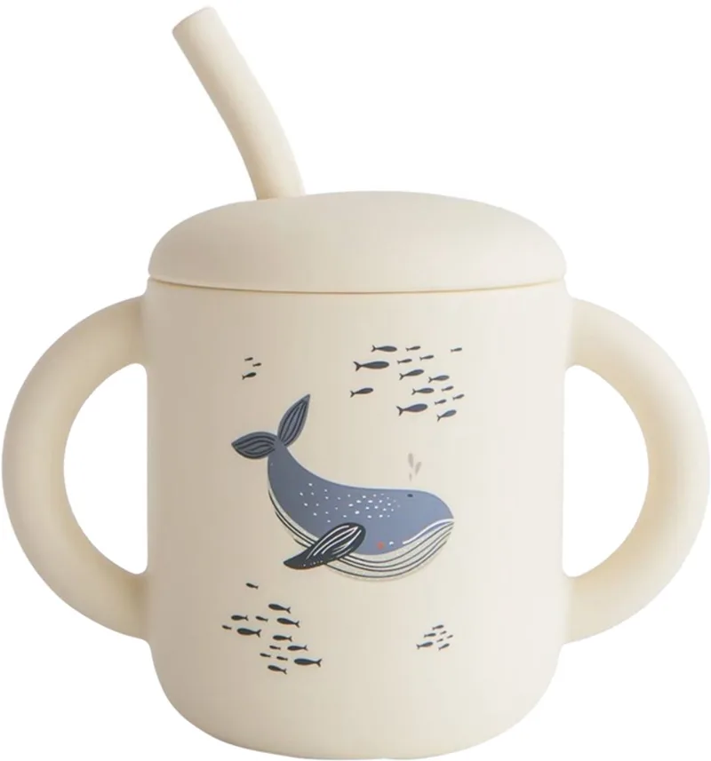 Oefenbeker met Rietje - Whales van Mushie in Créme – productfoto 1 van 4