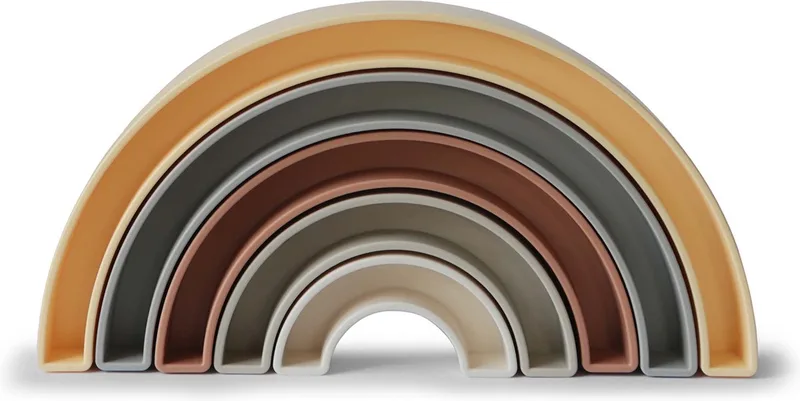 Rainbow Stapeltoren Sol van Mushie in Meerkleurig – productfoto