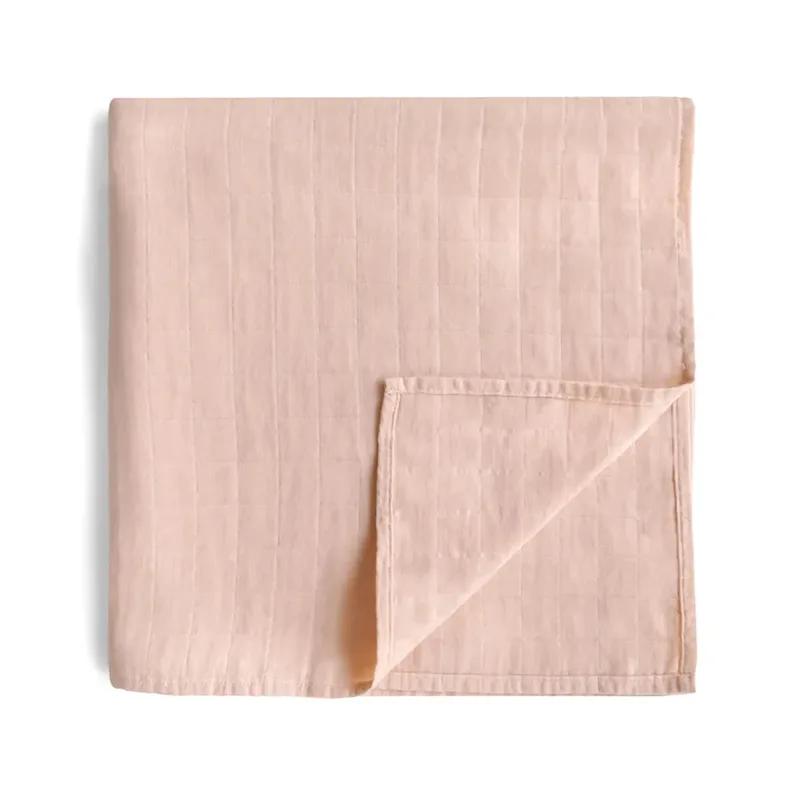Swaddle - 120x120cm - Blush van Mushie – productfoto