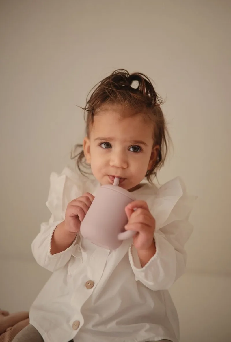 Trainings Drinkbeker met Rietje Flowers by Mushie in Pink – product photo 2 of 4
