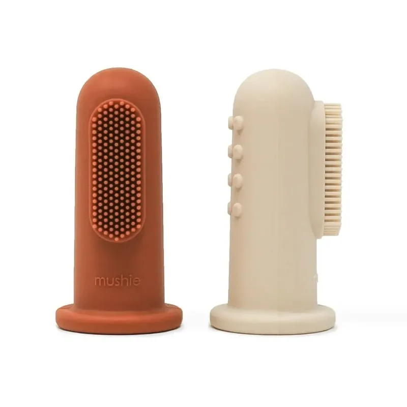 Vinger Tandenborstel - Clay/ Shifting Sand by Mushie – product photo