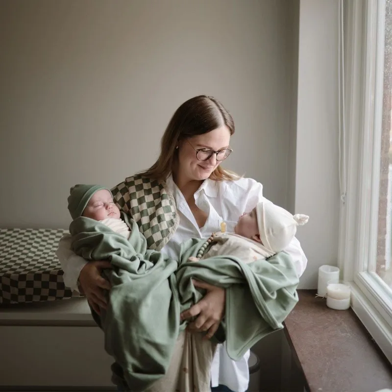 Wiegdeken Ribbed Baby Blanket - Roman van Mushie in Groen – productfoto 2 van 4