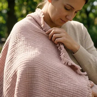 Mousseline deken baby inbakeren deken franjes babydeken mousseline doek inbakeren doek spuugdoek mousseline van Nordic Coast Company in Oudroze – productfoto 3 van 3