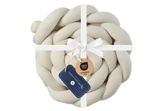 Nestchenschlange XXL Bettschlange geflochten, Bettschlange, Bettumrandung Babybett, Alternative zum Bettnestchen laborgeprüft 180cm, 200cm oder 300cm by Nordic Coast Company in Beige – product photo 1 of 3