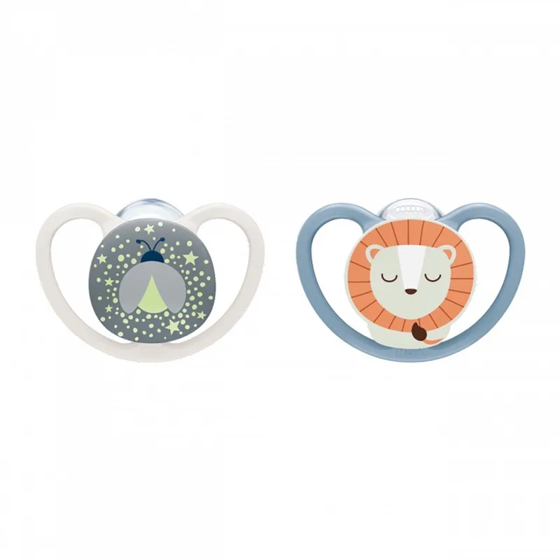 Perfect Match Air Night Fopspeen – Glow in the Dark – 2 Stuks – Siliconen- 18-36 maanden by NUK in Grey – product photo