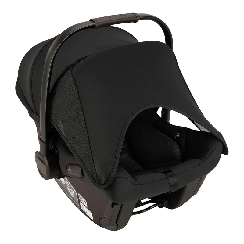 Babyschale PIPA urbn mit integrierter Isofix-Basis by Nuna in Black, 65 × 34 × 57 mm – product photo 1 of 4