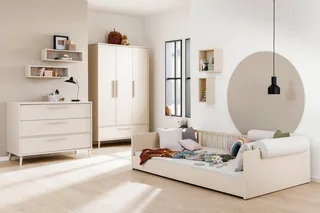 Babymöbel-Set LITTLE FLO, 4-teiliges Kinderzimmer in hochwertiges Komplettset, (Spar-Set, 4-tlg., 120x200cm Bodenbett, Kleiderschrank 3-türig, Wickelkommode & Aufsatz), Jugendzimmer, Soft-Close, mitwachsendes Bett - 3-fach umbaubar by Paidi in Beige – product photo 2 of 5