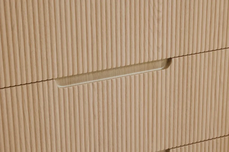 Wickelkommode JONTE in Beige & Eichefarben, 3 Schubladen mit Soft-Close, Vollauszug, Kommode 124 cm Breite, Wickeltisch mit Massivholz-Füßen by Paidi in Beige, Brown – product photo 5 of 5