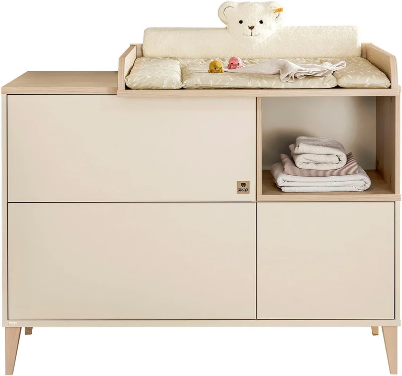 Wickelkommode MILA & BEN Steiff by PAIDI in Tür und 2 Schubladen, Push-to-open, Soft-Close, stabile Kommode mit Massivholz-Füßen von Paidi in Beige – Produktfoto 3 von 5
