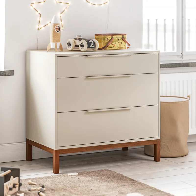 Commode SOIE - Oatmeal från Petite Amélie i Soie – Beige – produktbild