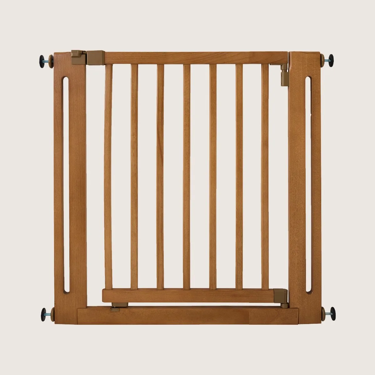 Houten traphekje verstelbaar 79-87 cm in walnoot van Petite Amélie in 79x87 Walnoot – productfoto
