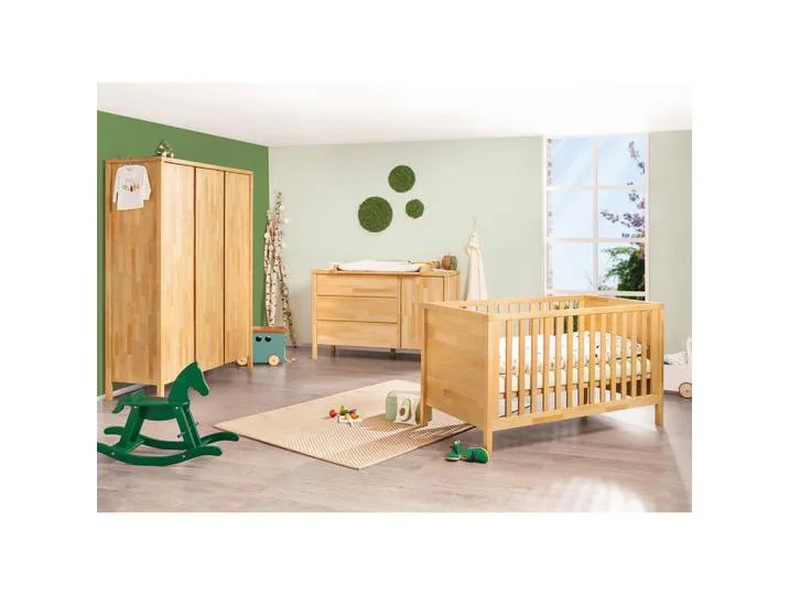 Babyzimmer Enno, Buche, Holz, Buche, massiv, 6 Fächer, 3 Schublade(n) Schubladen, in verschiedenen Größen erhältlich,zum Juniorbett umbaubar, höhenverstellbar, Sprossen mit Normabstand, Aufbauanleitung im Karton, Lattenrost inklusive, Schlupfspro de Pinolino – photo produit