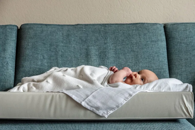 Aankleedkussen Little Boo Cosy Comfy XL Uni Clay by Quax – product photo 2 of 3