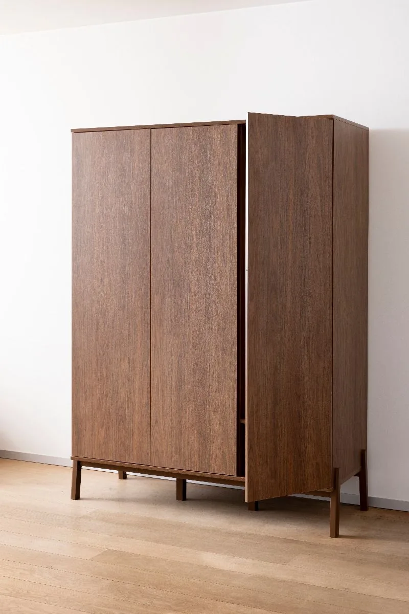 Kast Quax Ashi Chestnut XL 3-deurs från Quax – produktbild 1 av 4