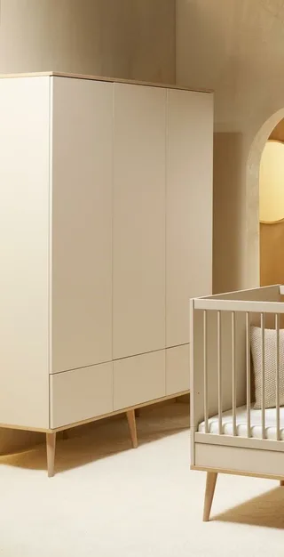 Kast Quax Flow Clay & Oak 3-deurs van Quax – productfoto 1 van 4