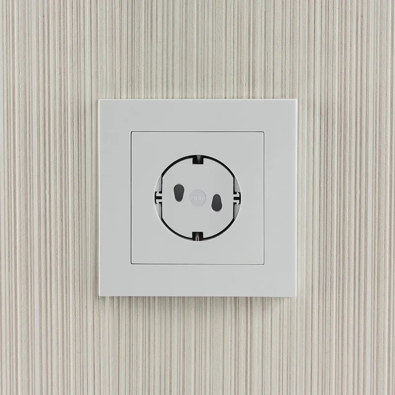 Reer 5er-Pack Steckdosenschutz de Reer en Blanc, 100 × 17 × 120 mm – photo produit 1 sur 2