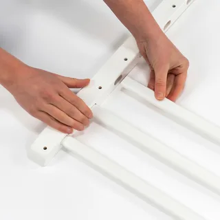 Deur- en traphekje bouwpakket schroefhek van Reer in Wit, 63 × 75 mm – productfoto 2 van 3