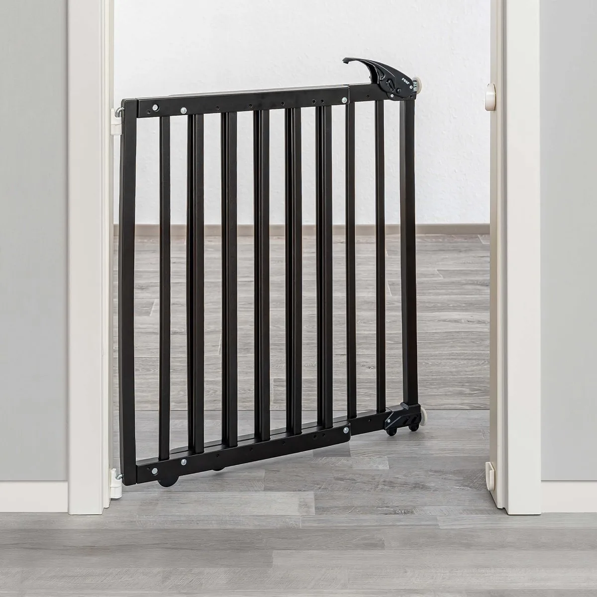 Veiligheidshek 63-106cm - Schroef- of Klembevestiging van Reer in Zwart – productfoto