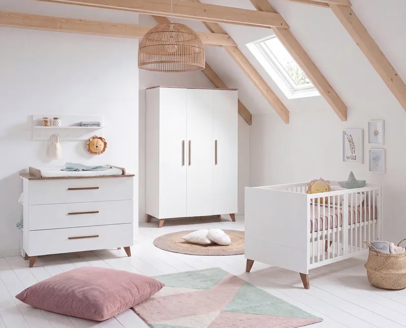 Babybett 70 x 140 cm - verschiedene moderne Designs - aus Holz - mitwachsend, praktisches Gitterbett - Baby Bett ab Geburt - höhenverstellbar von roba in Weiß – Produktfoto 3 von 5