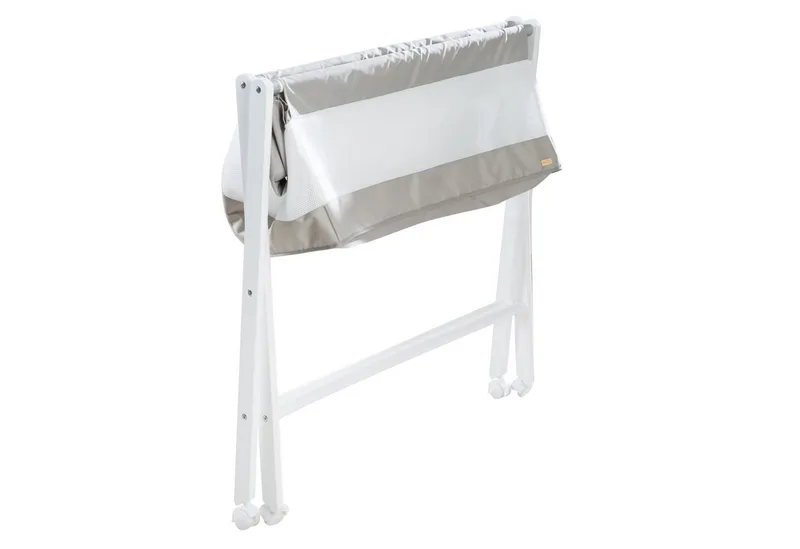 Babybett klappbar - Stubenbett 80 x 50 cm - Atmungsaktiv - leicht - mobil, Baby Bett aus Canvas- & Mesh-Material, inkl. Rollen & Matratze by roba in White – product photo 2 of 5